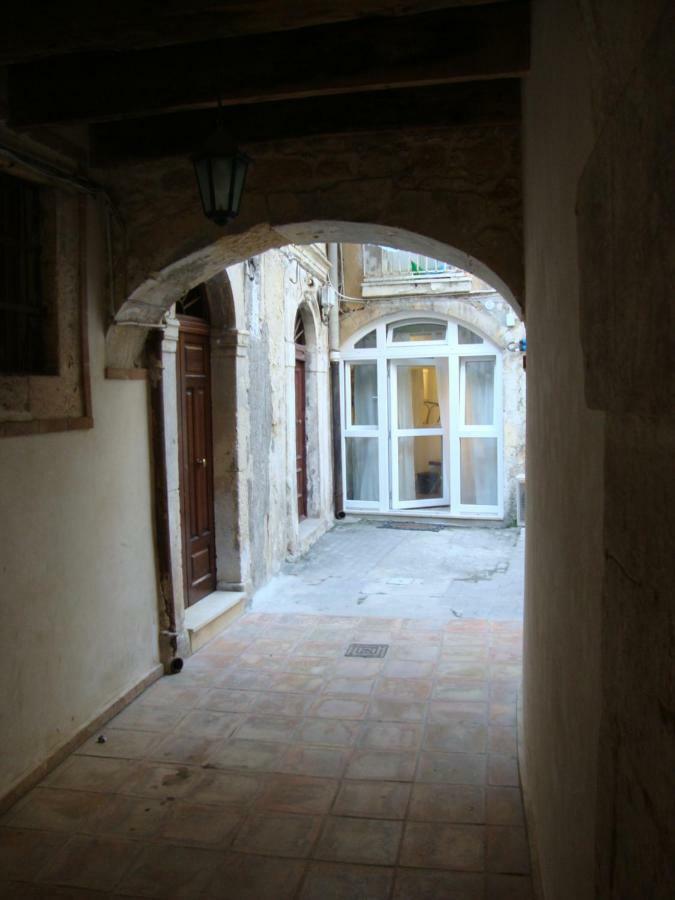 Il Nido Di Diana In Ortigia Apartman Szirakúza Kültér fotó