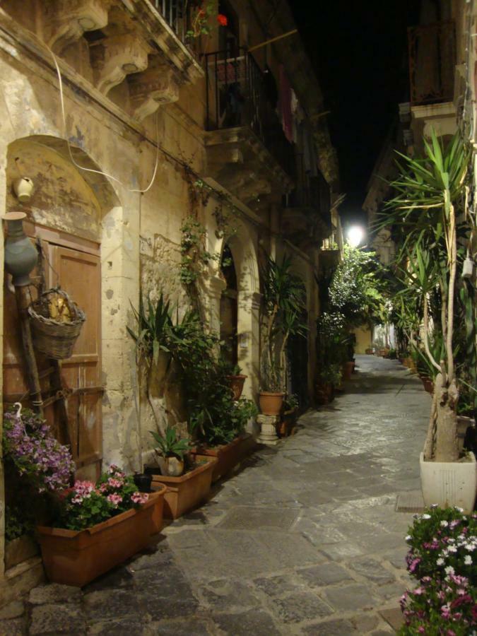 Il Nido Di Diana In Ortigia Apartman Szirakúza Kültér fotó