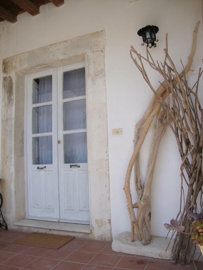 Il Nido Di Diana In Ortigia Apartman Szirakúza Szoba fotó